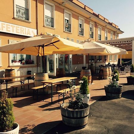 Hotel Los Toreros Del Trabancos Siete Iglesias de Trabancos Bagian luar foto